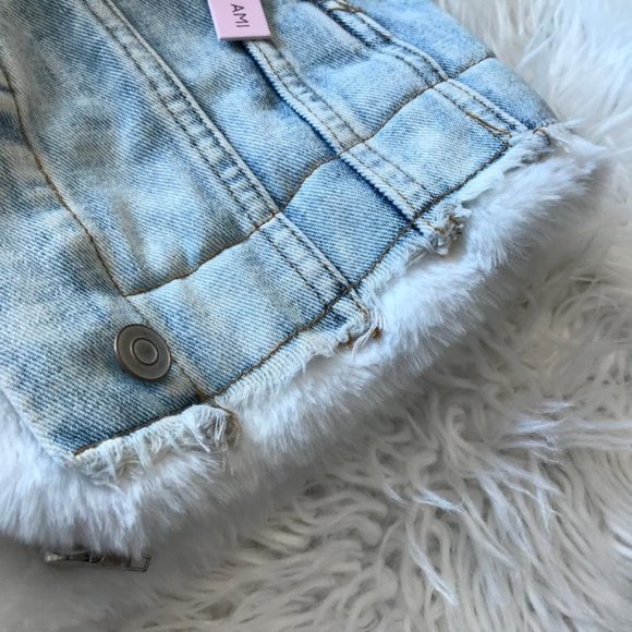 Jean Jacket Faux Fur Hood and Sleeves NEW! - Picture 6 of 15